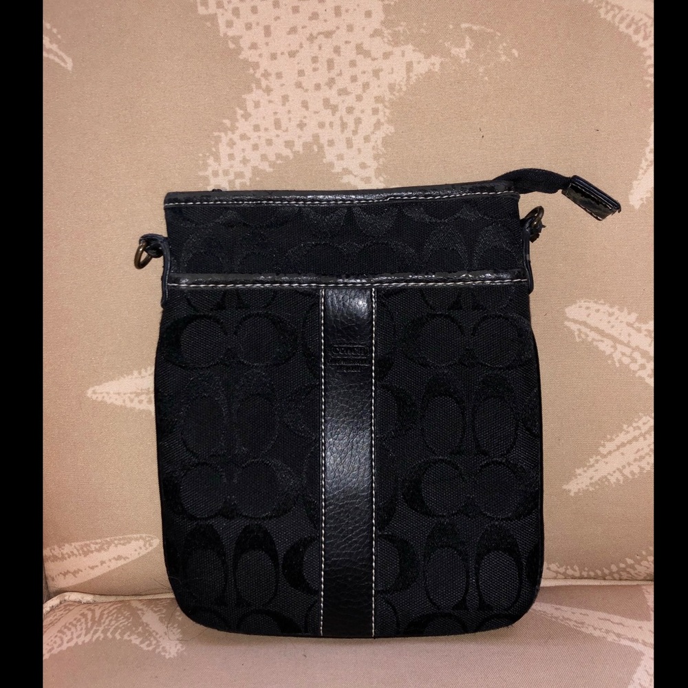 SALE! 🛑 Coach Vintage Black Crossbody Bag